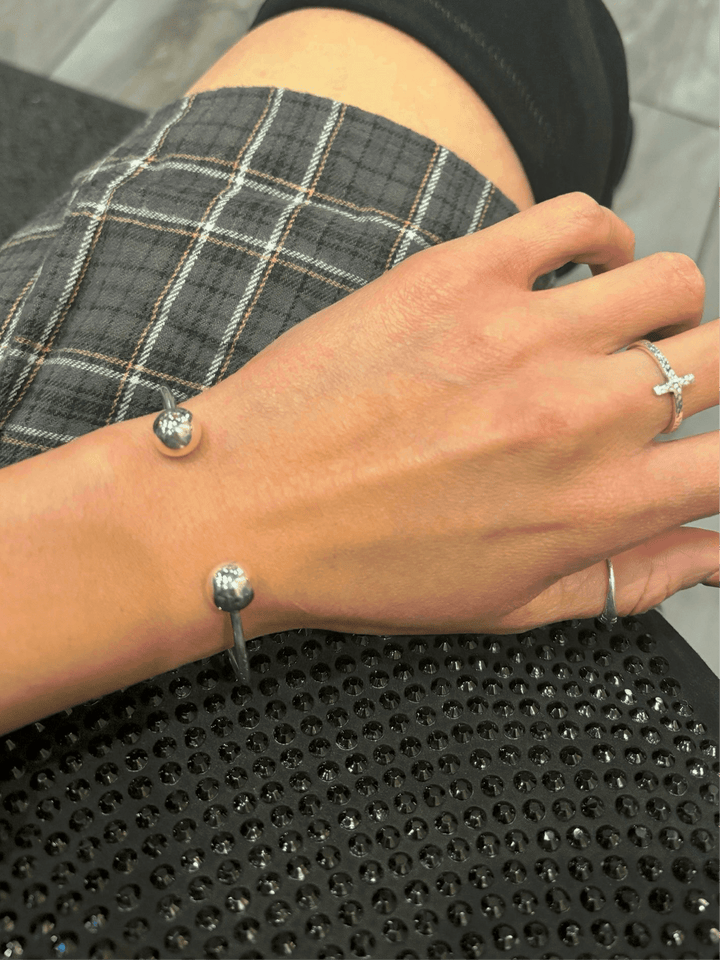 Minimalist Sterling Silver Cuff Bracelet/ ball bracelet | Handmade 925 Mexican Silver Jewelry | Pulsera brazalete minimalista de plata 925 - Wear with style