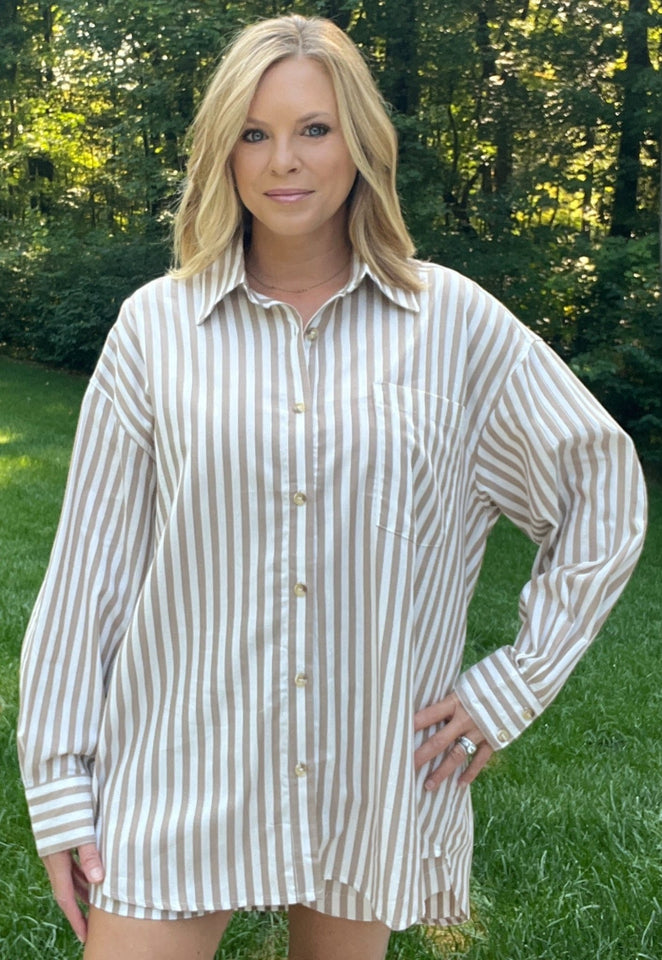 Misty Shore Oversized Top-Ivory/Taupe - Wear with style