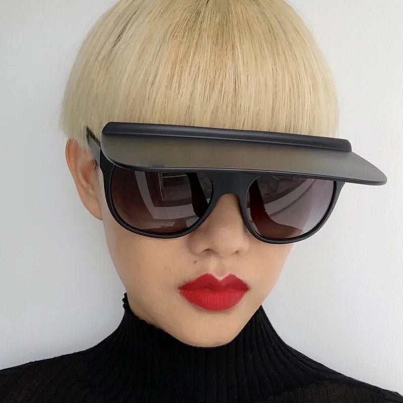 New Stylish Anti-glare Sunglasses - Wear with style