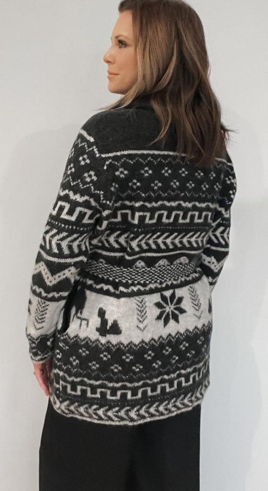 Nordic Cardigan - Wear with style