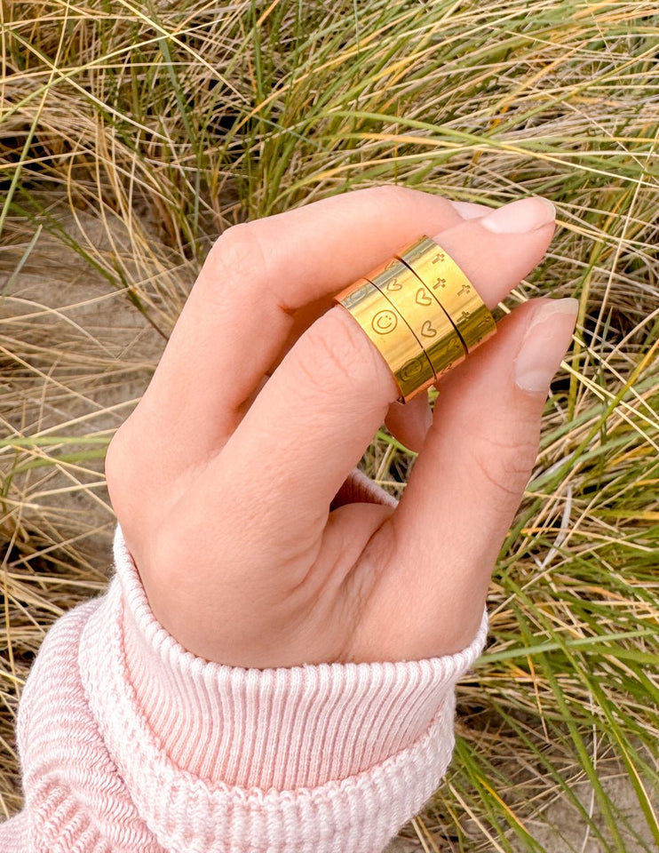 Peace Engraved Ring Set - Wear with style