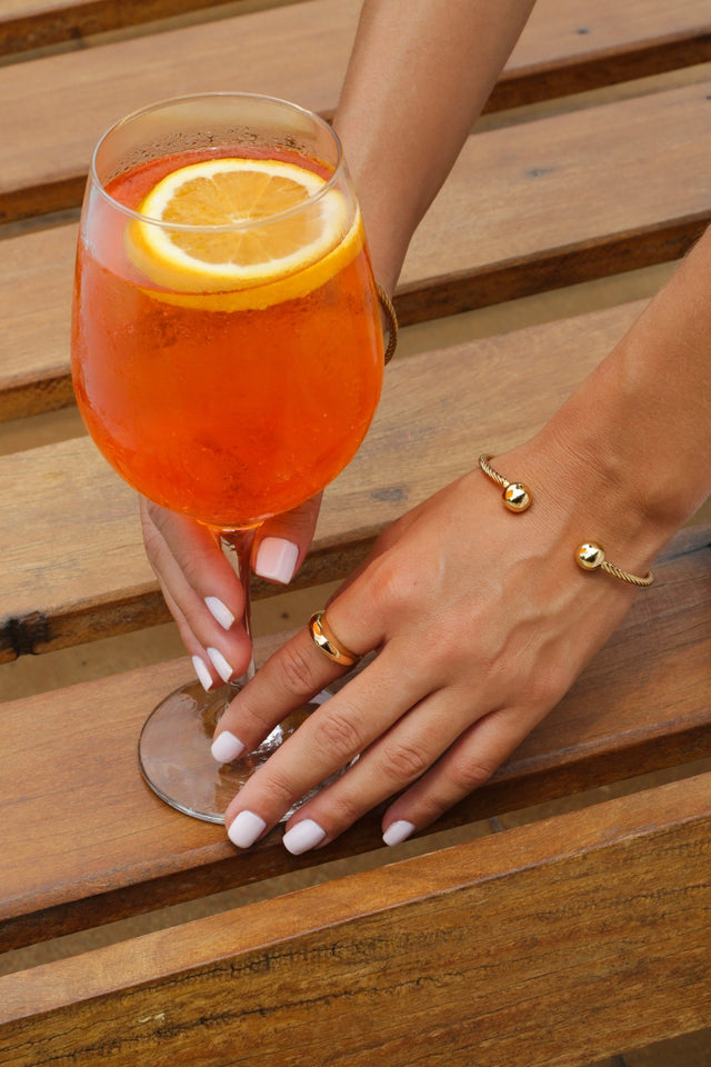 Pointe Bracelet - Wear with style