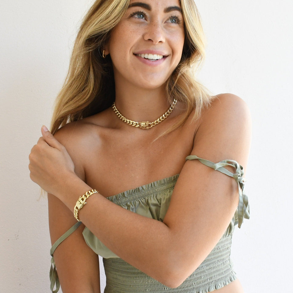 Rebel Gold Choker - Wear with style