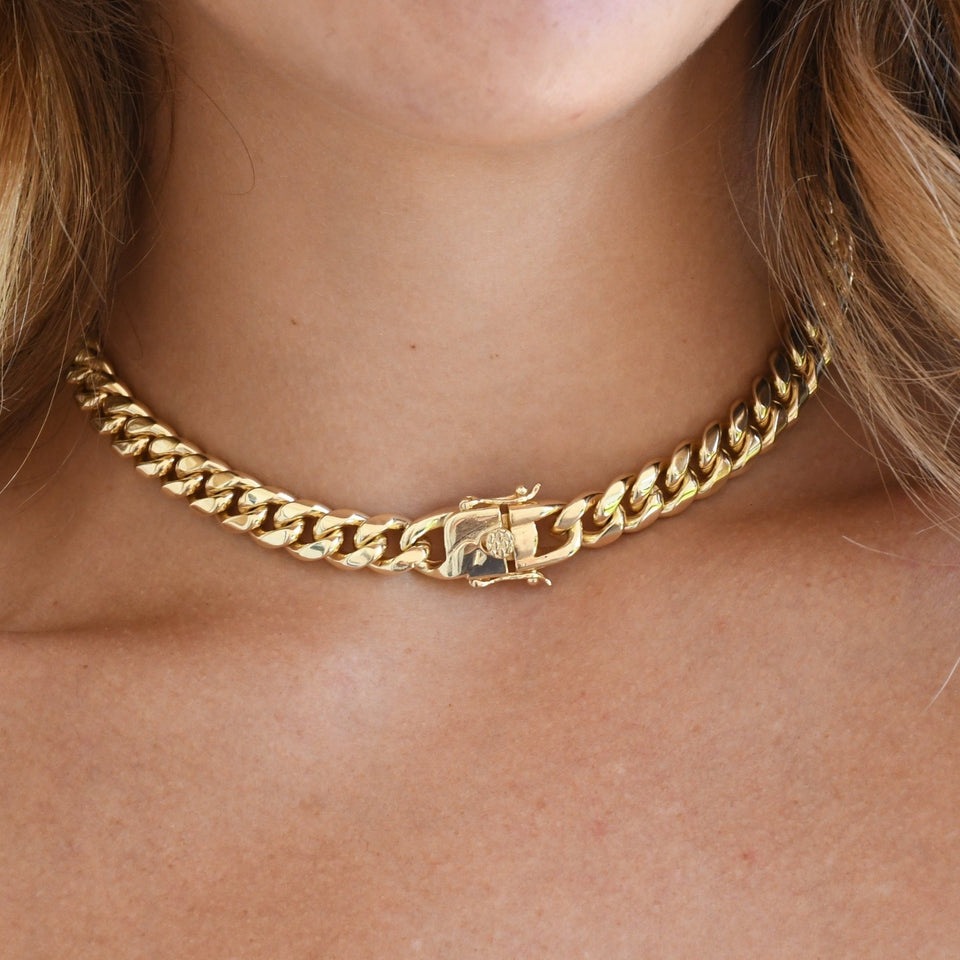 Rebel Gold Choker - Wear with style