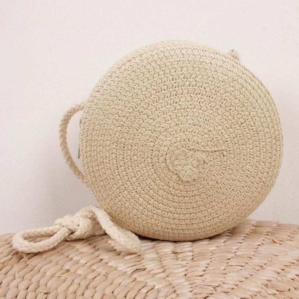Round Straw Bag - Wear with style
