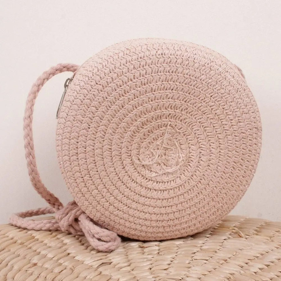 Round Straw Bag - Wear with style