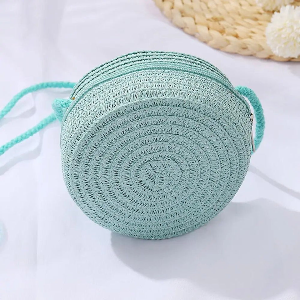 Round Straw Bag - Wear with style