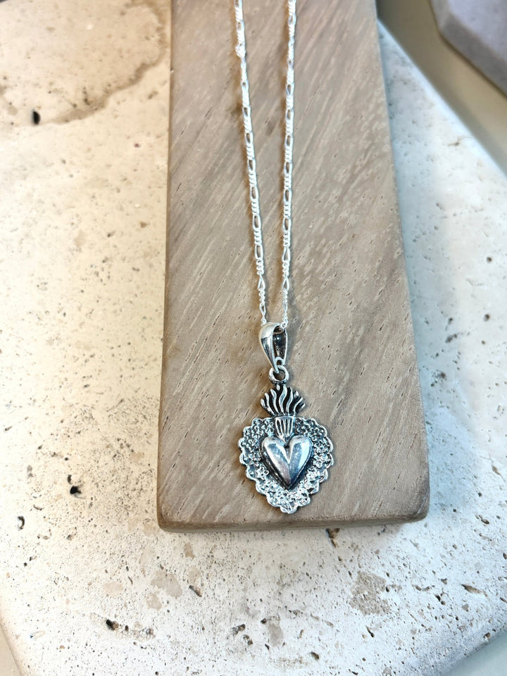 Sacred Heart Necklace in 925 Sterling Silver – Mexican Jewelry with 19” Figaro Chain, Collar de sagrado corazón de plata .925 plata mexicana - Wear with style