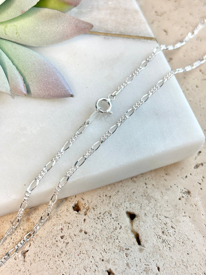 Sacred Heart Necklace in 925 Sterling Silver – Mexican Jewelry with 19” Figaro Chain, Collar de sagrado corazón de plata .925 plata mexicana - Wear with style