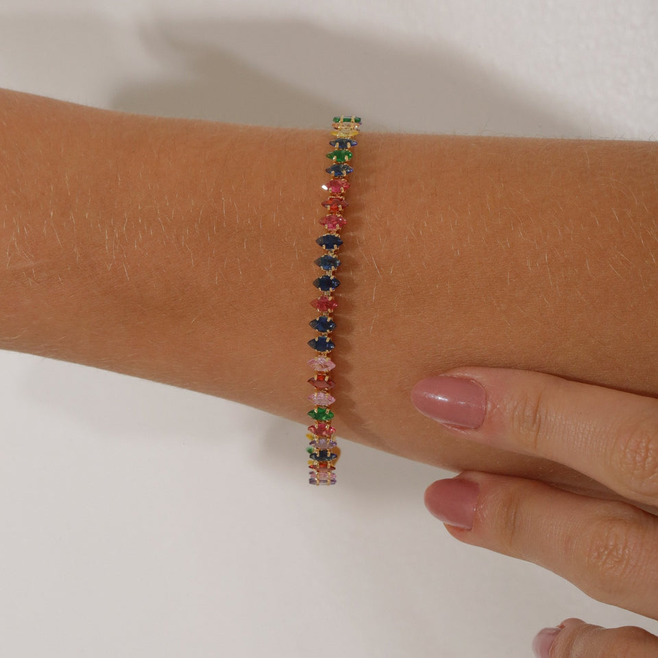 Sasa Bracelet - Wear with style