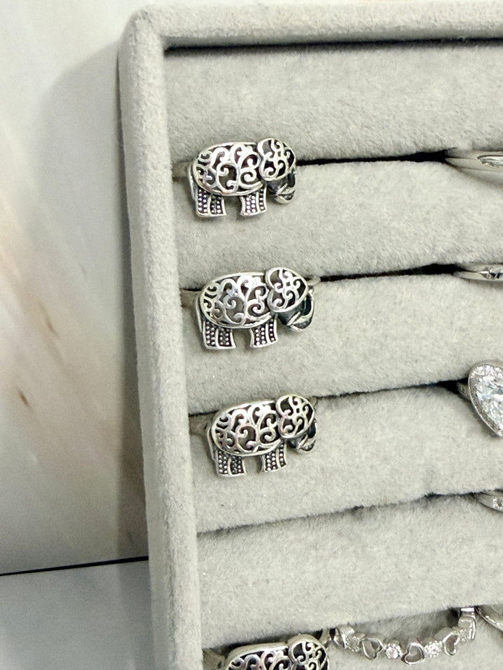 Silver 925 Elephant ring | Luchy charm silver ring | Anillo de plata 925 Elefante - Wear with style