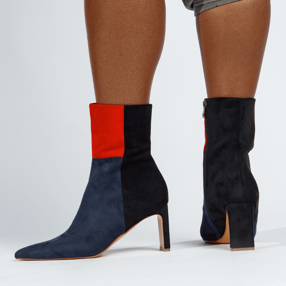 Simone Booties Red - Wear with style