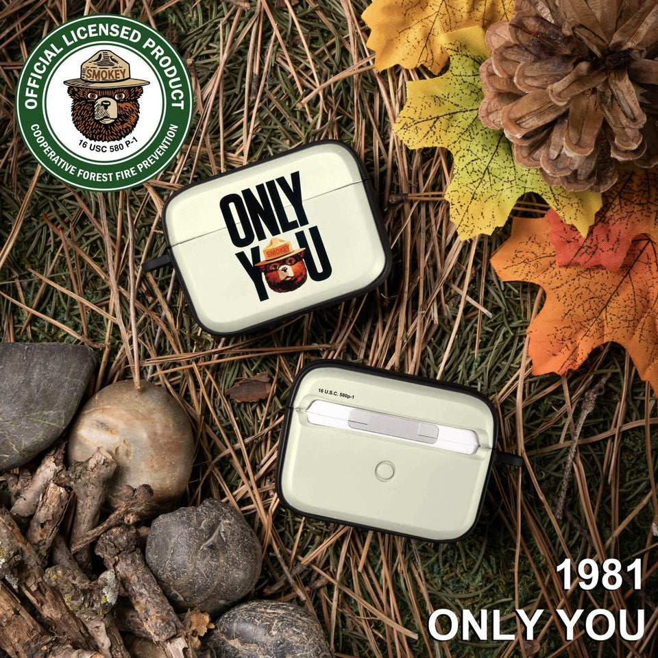 Smokey Bear Classic HDX Apple AirPods Pro 1 & 2 Case Cover - Wear with style