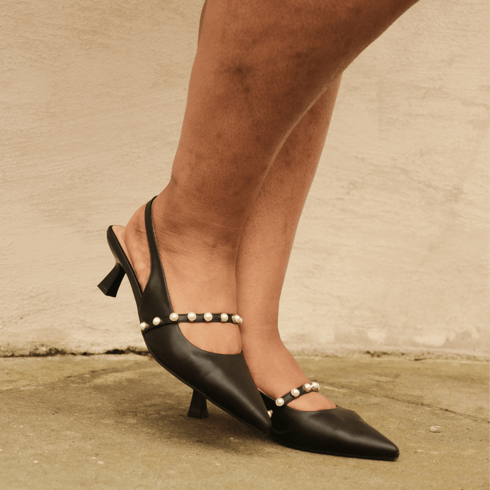 Sophia Slingback Pumps Black - Wear with style