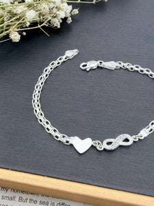 Sterling Silver 925 Infinity Heart Bracelet | Bismarck Chain 7.5” |Pulsera de plata .925 - Wear with style