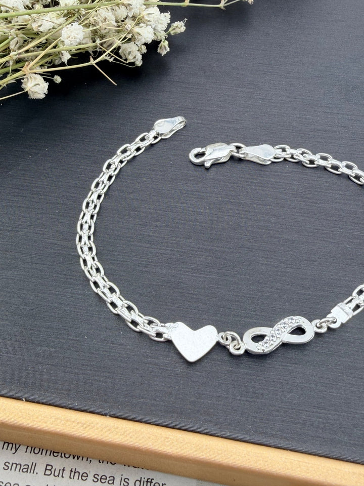 Sterling Silver 925 Infinity Heart Bracelet | Bismarck Chain 7.5” |Pulsera de plata .925 - Wear with style