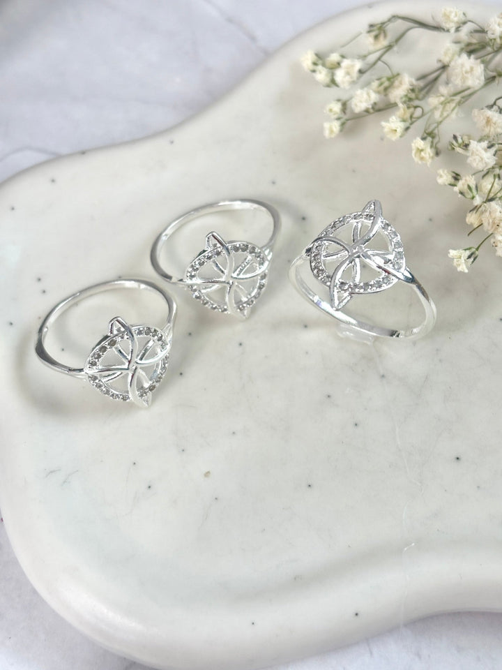 Sterling Silver 925 Witch Knot Protection Ring | Anillo Nudo de Bruja Protección Plata 925 - Wear with style