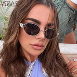 Stylish oval sunglasses - Wear with style