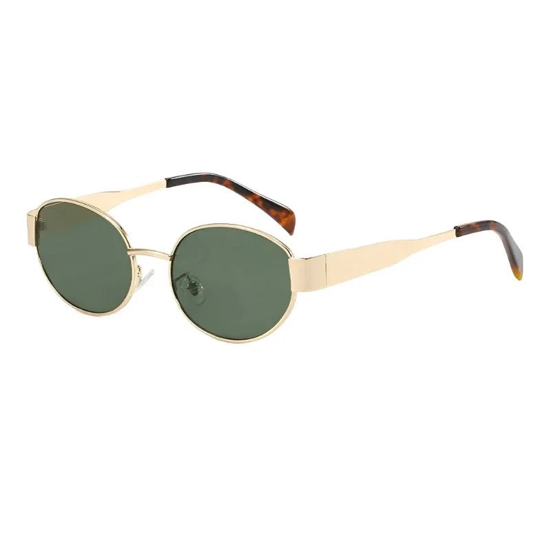 Stylish oval sunglasses - Wear with style