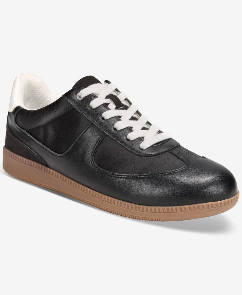 Taylor Sneakers Black - Wear with style