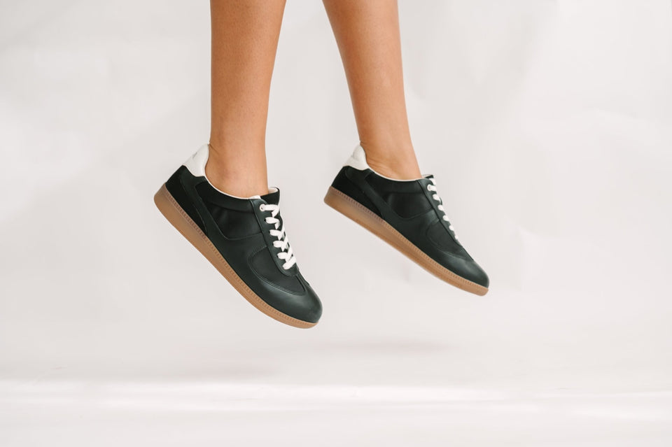 Taylor Sneakers Black - Wear with style