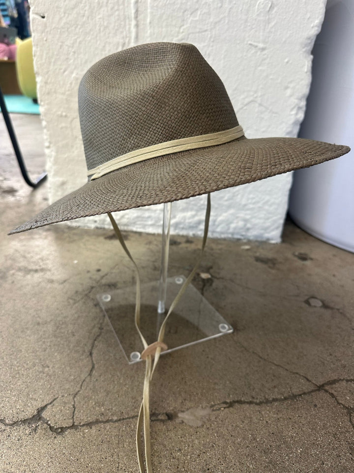 The Eloise Olive - Wear with style