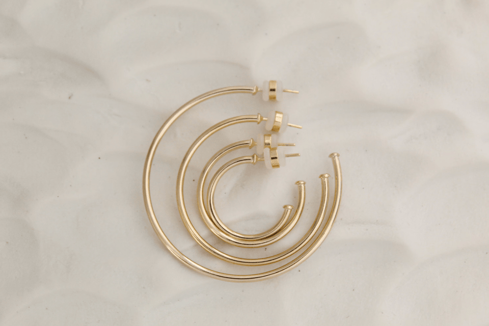 Thin Plain Light Hoop Minimalist Earrings - Wear with style