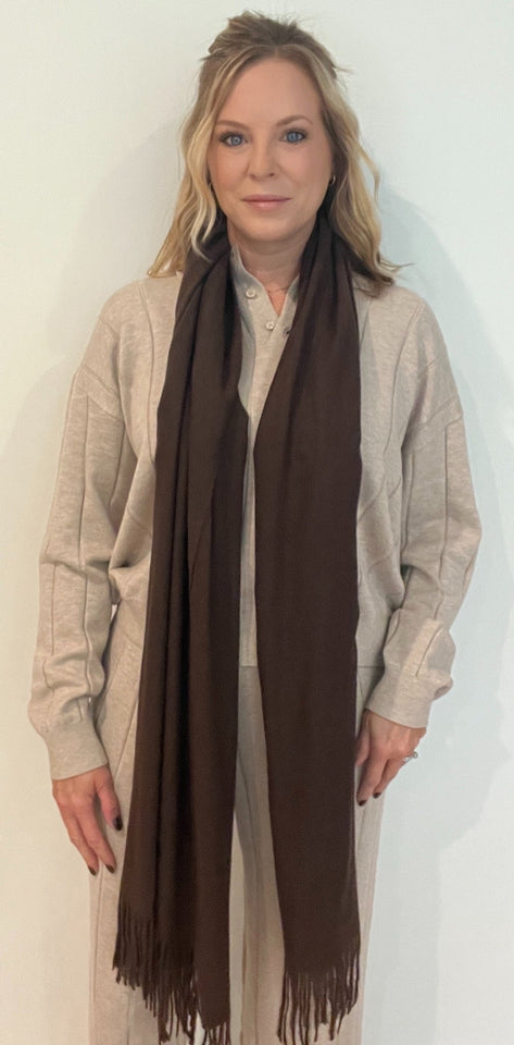 Timeless Scarf - Chocolate - Wear with style