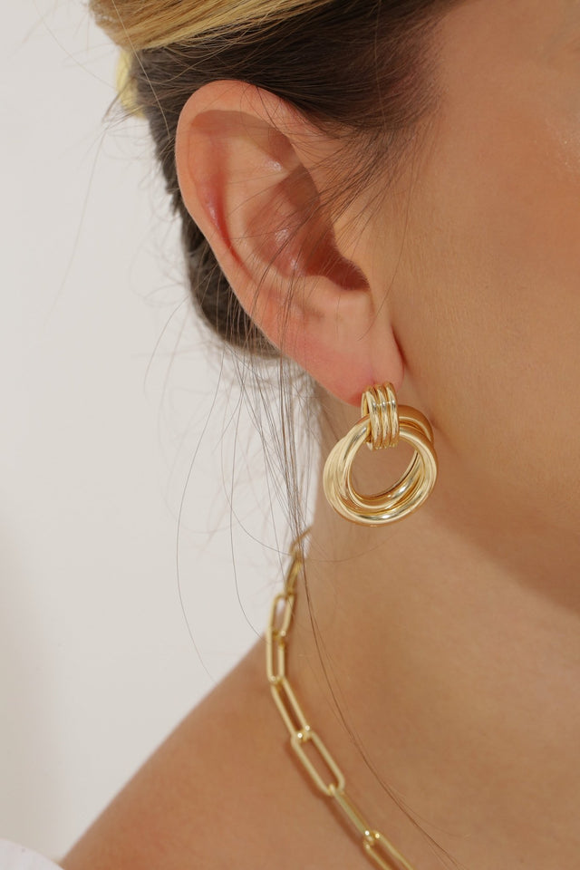 Tori Earrings - Wear with style