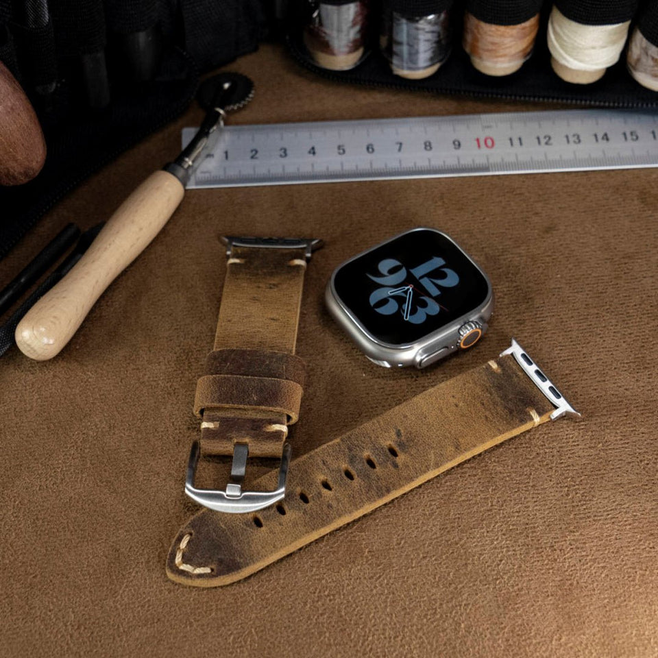 Vintage Distressed Leather Band for Apple Watch Series 10 – 100% Cowhide, One - Piece Hand - Stitched, Patina - Ready - Wear with style