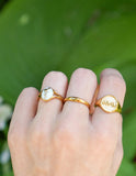Wildflower Signet Ring - Wear with style