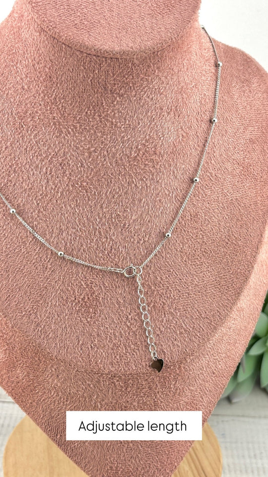 Witch Knot Necklace in 925 Silver with Beaded Chain | Collar nudo de bruja plata 925 con cadena de bolitas - Wear with style