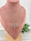 Witch Knot Necklace in 925 Silver with Beaded Chain | Collar nudo de bruja plata 925 con cadena de bolitas - Wear with style