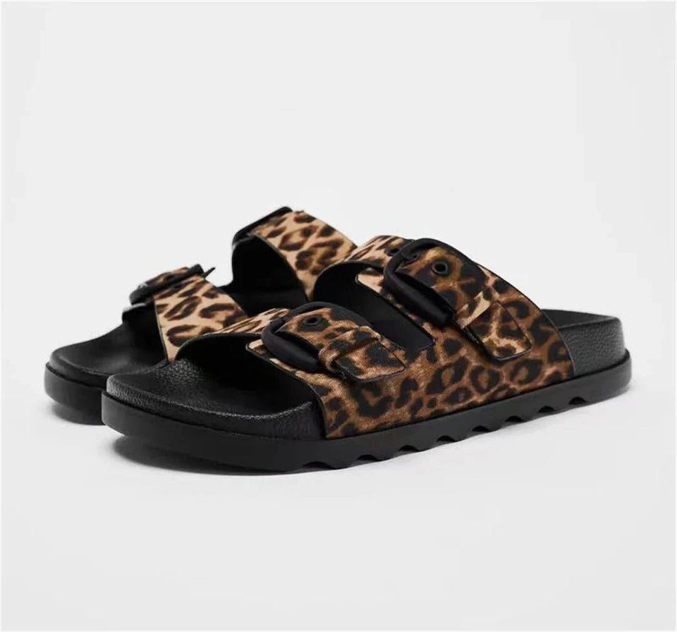 Women's designer Chic Flat Sandals - Wear with style