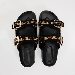 Women's designer Chic Flat Sandals - Wear with style