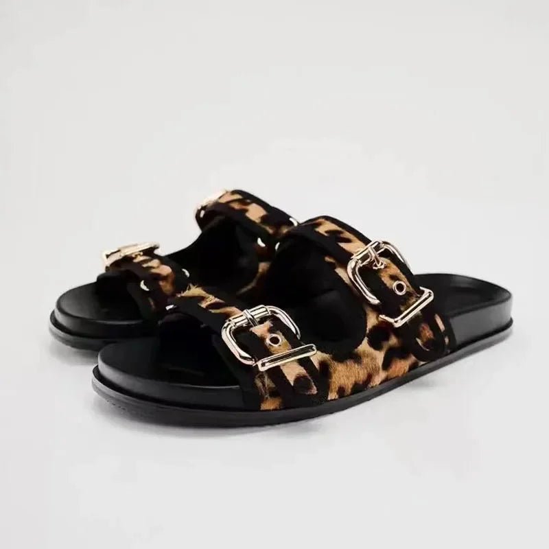 Women's designer Chic Flat Sandals - Wear with style