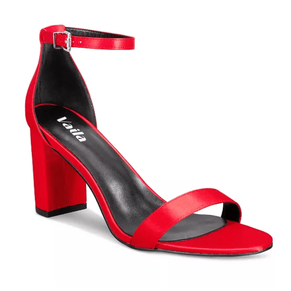 Zoe Sandals Red - Wear with style